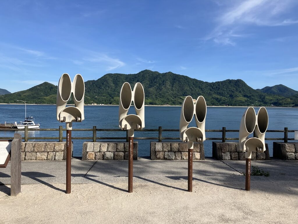 うさぎの耳型集音器